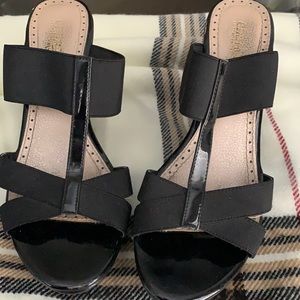 CHARLES BY CHARLES DAVID PLATFORM SANDAL IN GREAT SHAPE!!!!